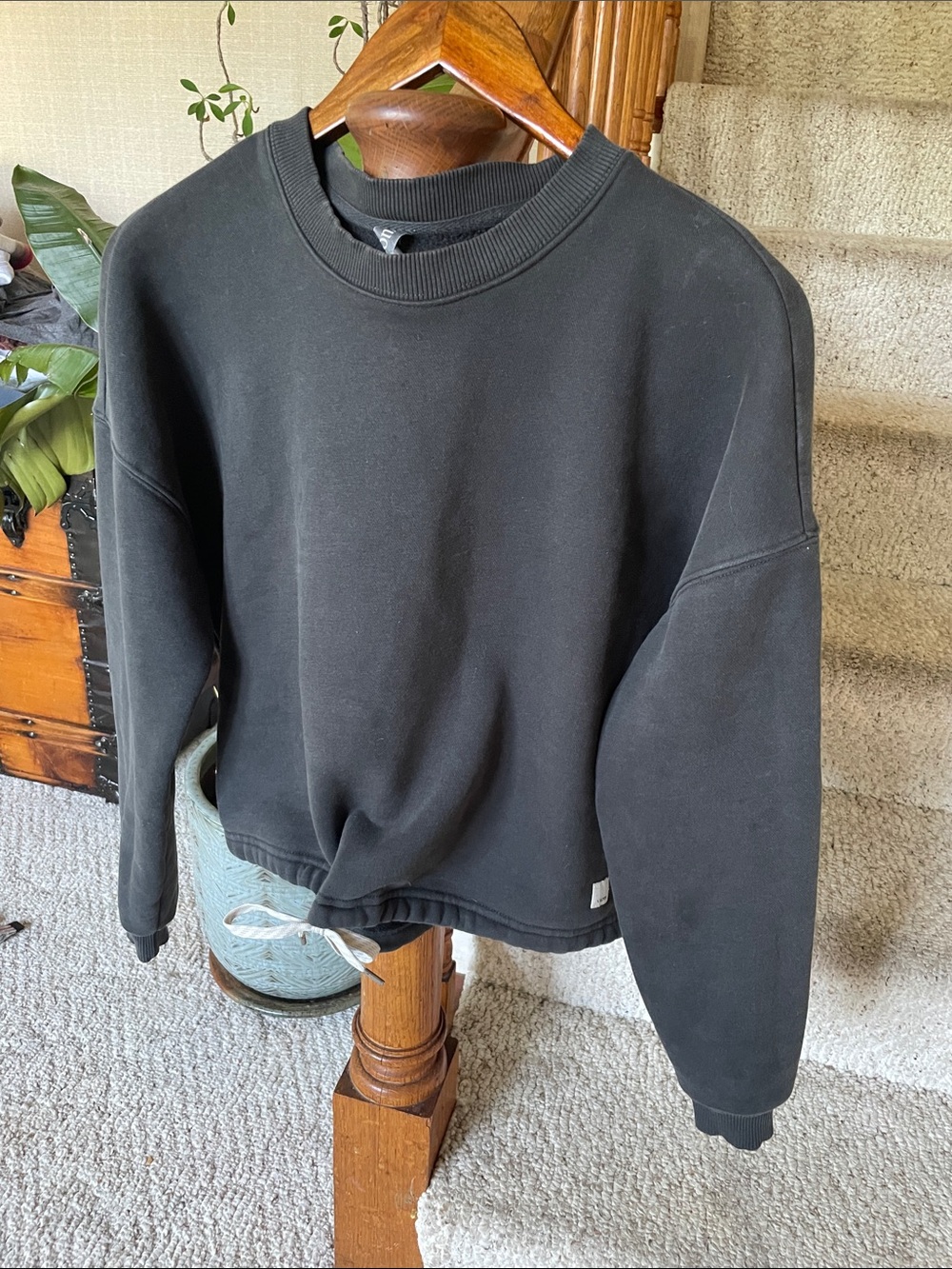 Vuori Restore Black Cropped Crewneck Sweatshirt with Drawstring Hem - Picture 3 of 8